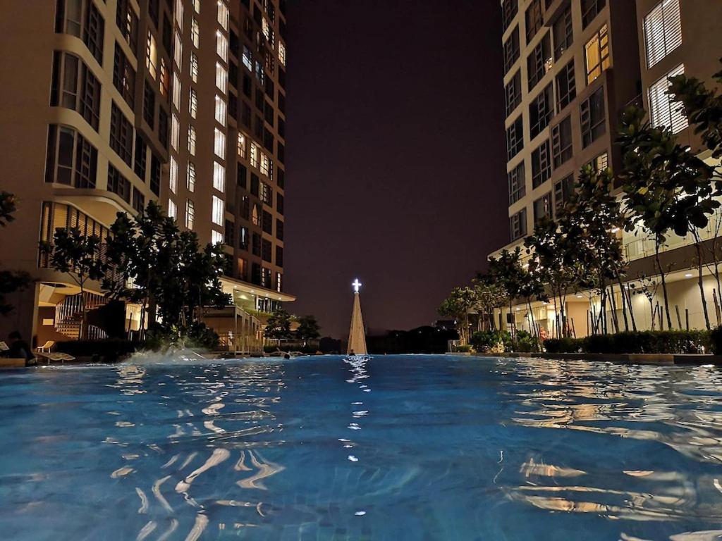 Mid Night Realm Pangsapuri Kuala Lumpur